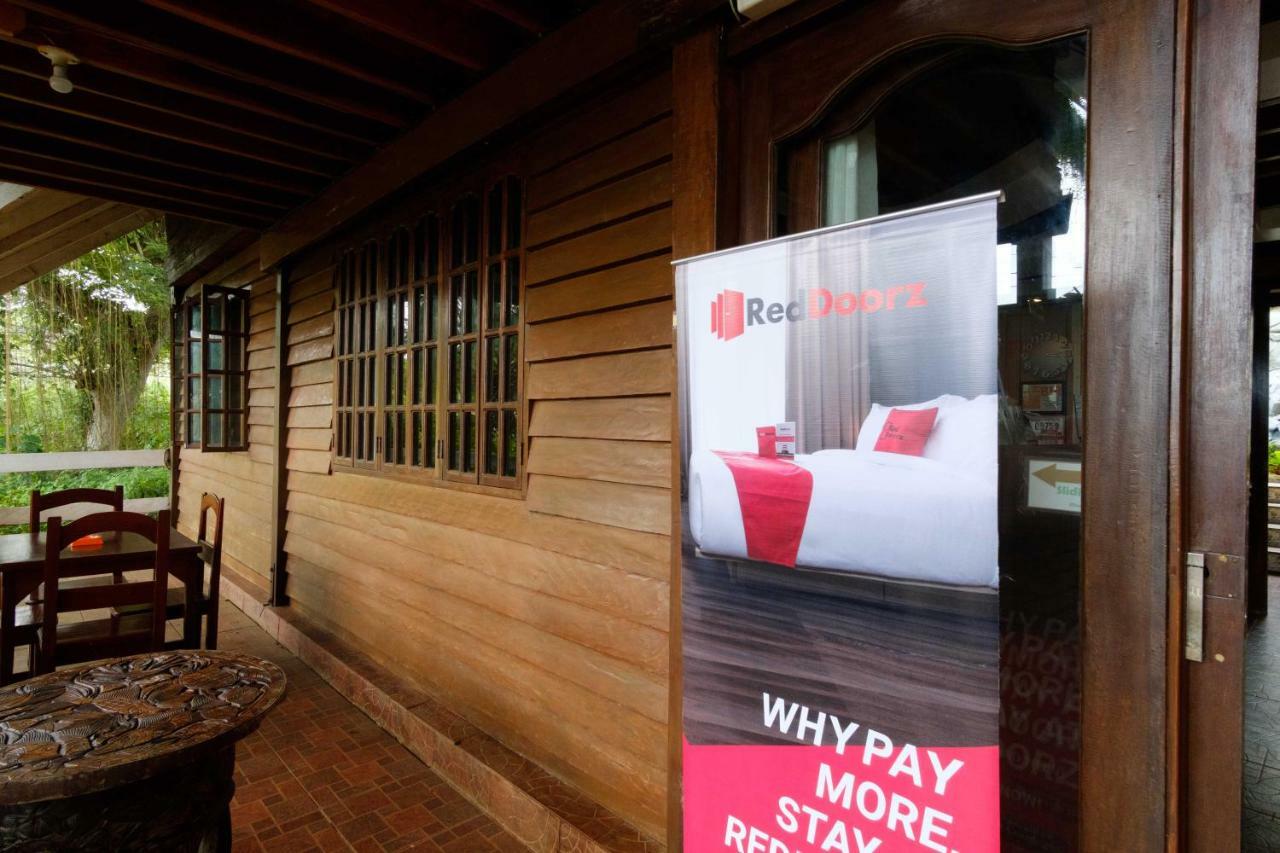 Reddoorz Premium @ Abueg Road Extension Puerto Princesa Exterior foto